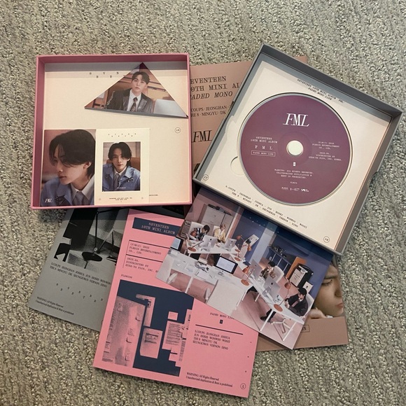 Seventeen FML 10th Mini Album Faded Mono Life Version + 2 PCs you choose! - Picture 2 of 3